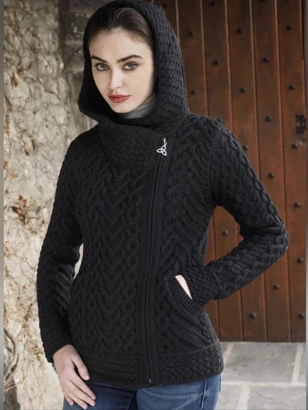 Aran Craft Hearts Zip Cardigan With Hood, NWT - Picture 7 of 7